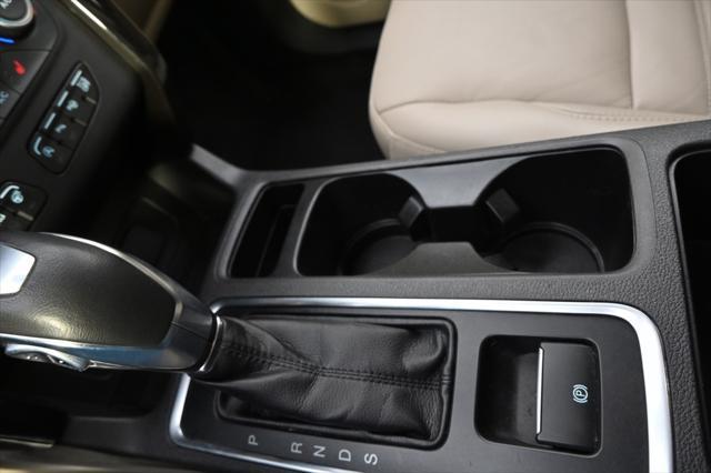 Photo of 2019 Lightning Blue Metallic Ford Escape