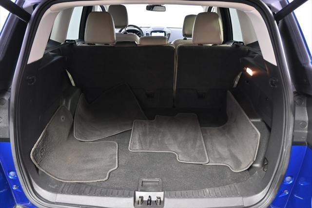 Photo of 2019 Lightning Blue Metallic Ford Escape