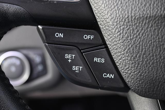 Photo of 2019 Lightning Blue Metallic Ford Escape