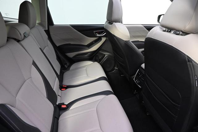 Photo of 2023 Horizon Blue Pearl Subaru Forester