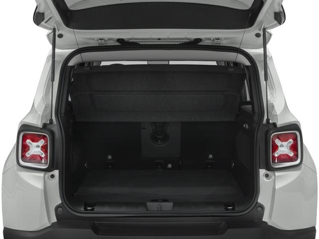 Photo of 2017 Alpine White Jeep Renegade