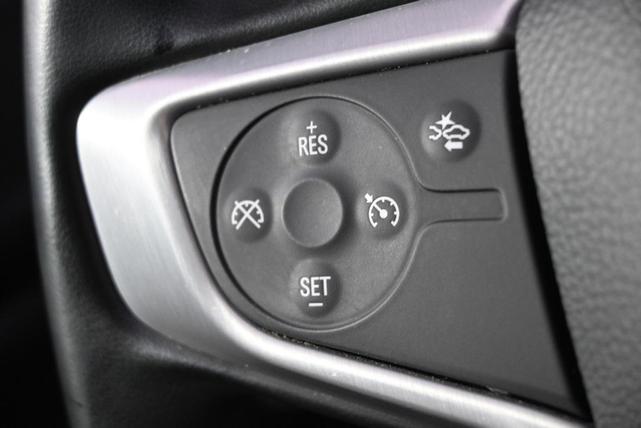 Photo of 2023 Summit White GMC Acadia