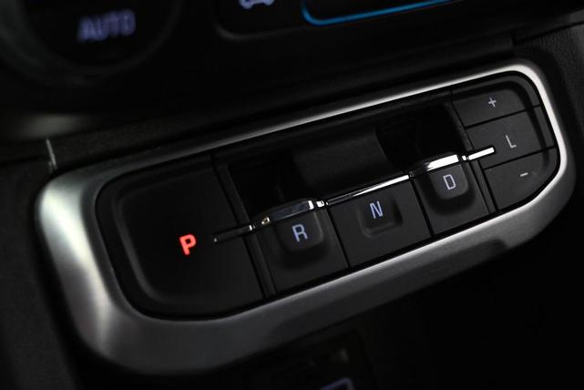 Photo of 2023 Summit White GMC Acadia