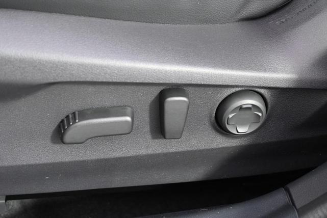 Photo of 2025 Ice Silver Metallic Subaru Outback