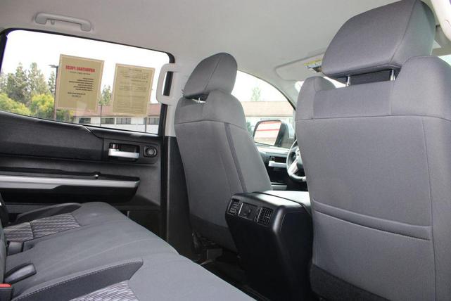 Photo of 2019 Gray Toyota Tundra