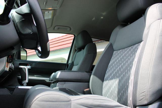 Photo of 2019 Gray Toyota Tundra