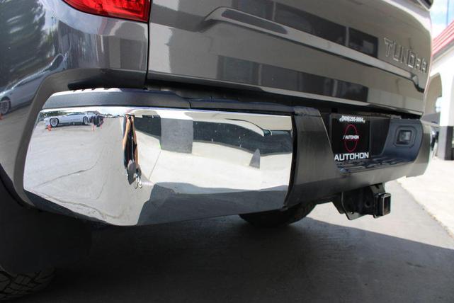 Photo of 2019 Gray Toyota Tundra