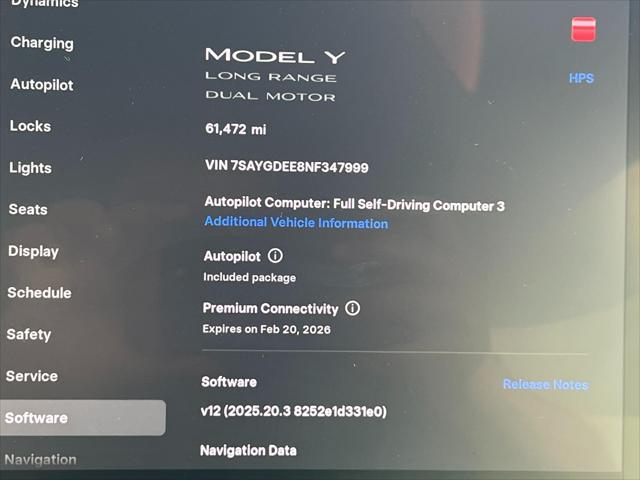 Photo of 2022 Red Multi-Coat Tesla Model Y