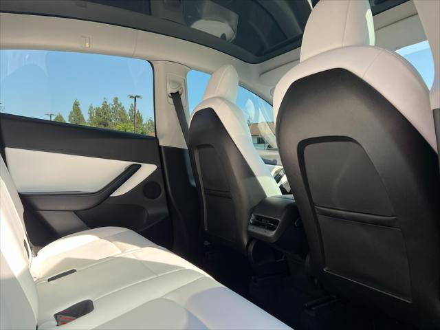 Photo of 2022 Red Multi-Coat Tesla Model Y