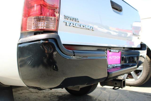 Photo of 2012 Silver Toyota Tacoma