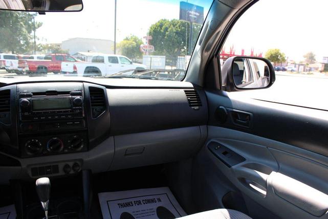 Photo of 2012 Silver Toyota Tacoma