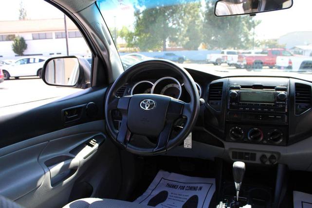 Photo of 2012 Silver Toyota Tacoma