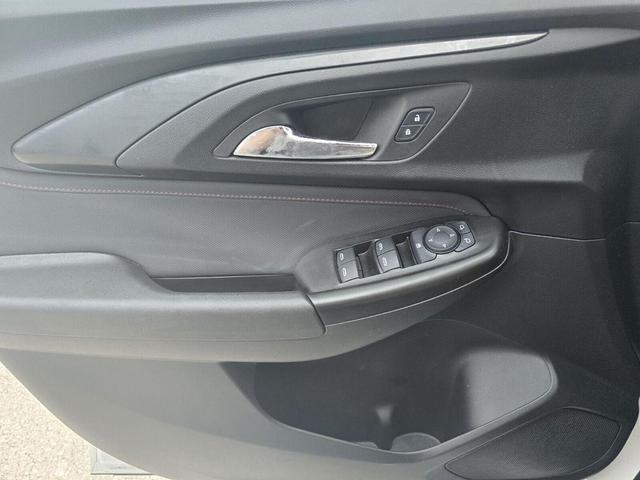 Photo of 2023 Summit White Chevrolet Trailblazer