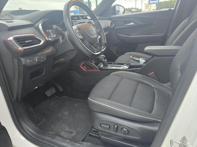 Photo of 2023 Summit White Chevrolet Trailblazer