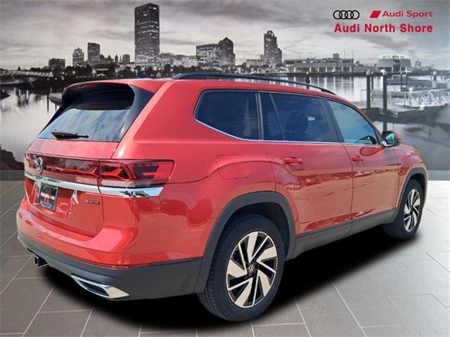 Photo of 2024 Aurora Red Metallic Volkswagen Atlas