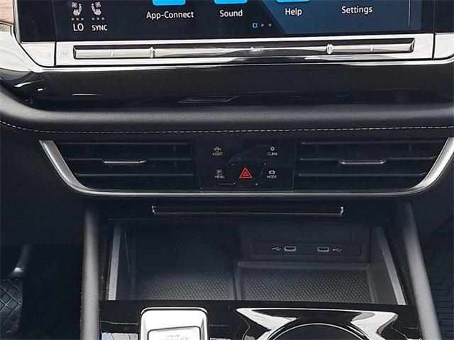 Photo of 2024 Aurora Red Metallic Volkswagen Atlas