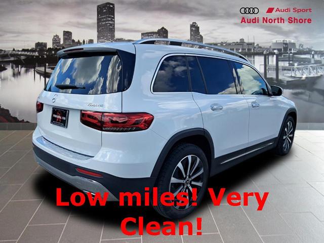 Photo of 2021 White Mercedes-Benz GLB 250