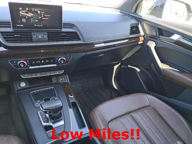 Photo of 2018 Black Metallic Audi Q5