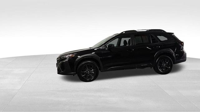 Photo of 2025 Crystal Black Silica Subaru Outback