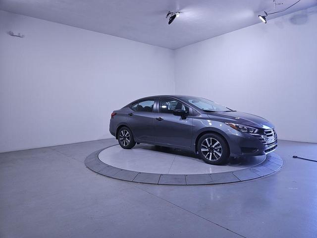 Photo of 2025 Gun Metallic Nissan Versa