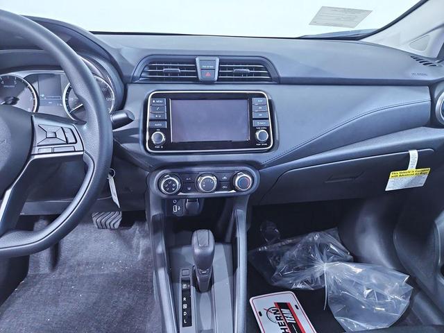 Photo of 2025 Gun Metallic Nissan Versa