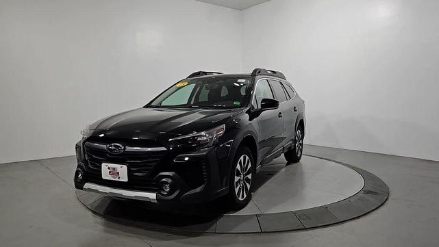 Photo of 2023 Crystal Black Silica Subaru Outback