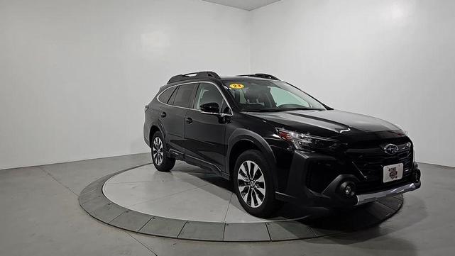 Photo of 2023 Crystal Black Silica Subaru Outback