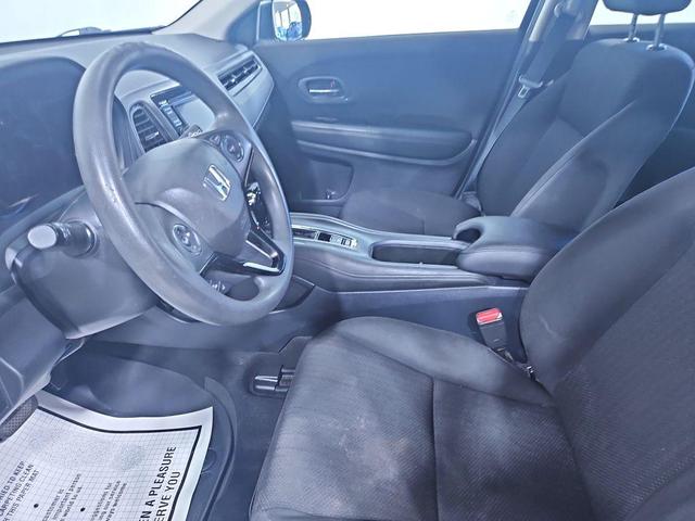 Photo of 2018 Modern Steel Metallic Honda HR-V