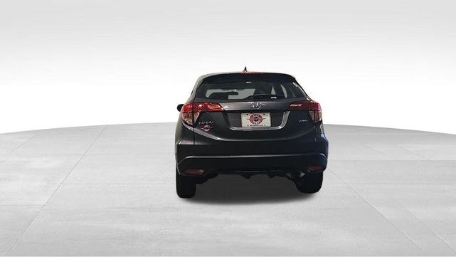 Photo of 2018 Modern Steel Metallic Honda HR-V