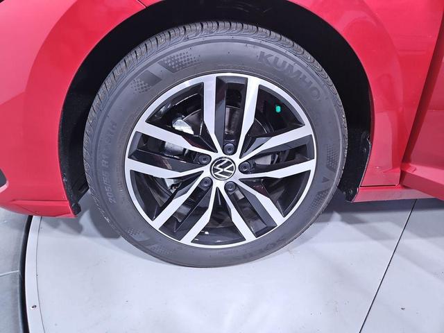 Photo of 2025 Kings Red Metallic Volkswagen Jetta