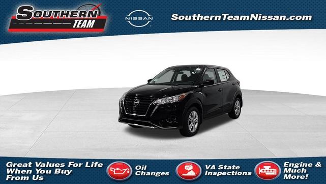 Photo of 2025 Super Black Nissan Kicks Play