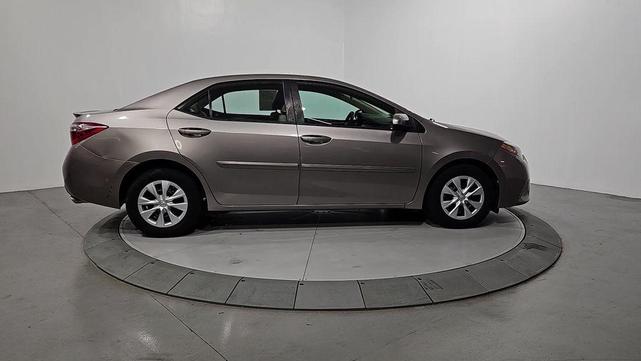 Photo of 2014 Classic Silver Metallic Toyota Corolla