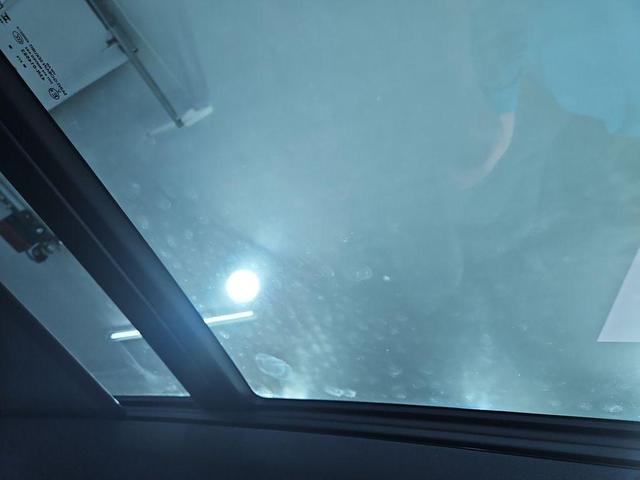 Photo of 2025 Platinum Gray Metallic Volkswagen Tiguan