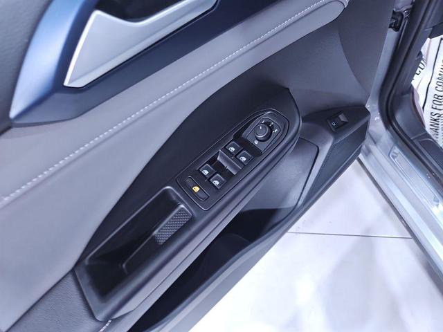 Photo of 2024 Pyrite Silver Metallic Volkswagen Taos