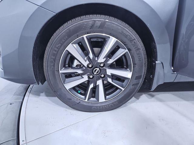 Photo of 2025 Gun Metallic Nissan Versa