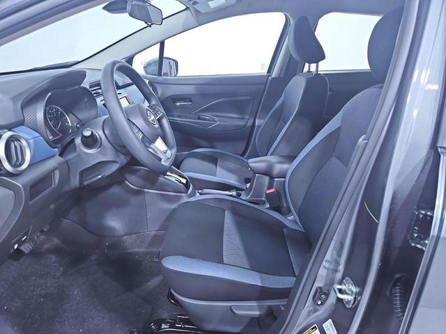 Photo of 2025 Gun Metallic Nissan Versa
