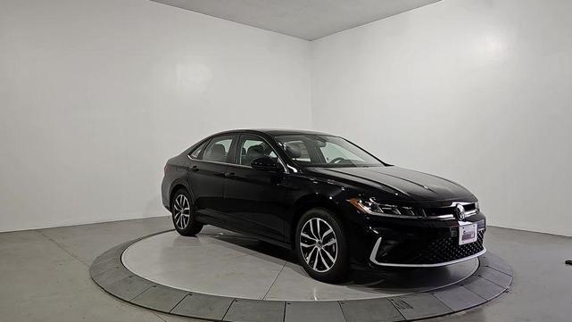Photo of 2025 Deep Black Pearl Effect Volkswagen Jetta