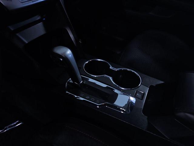 Photo of 2013 Summit White Chevrolet Equinox