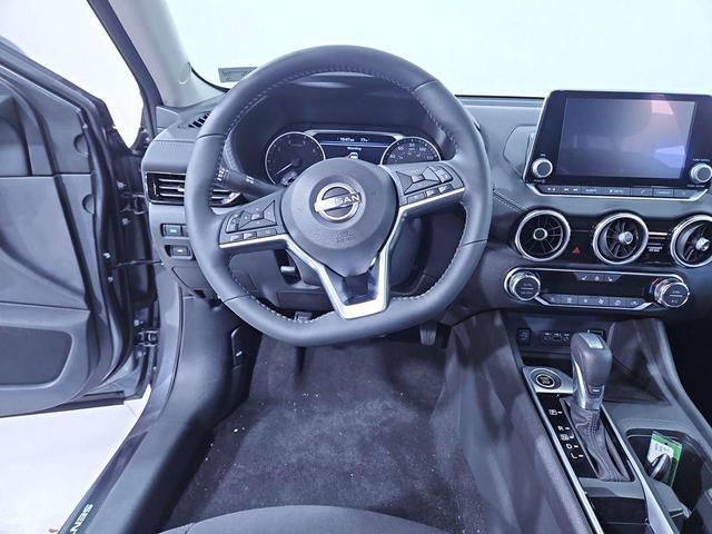 Photo of 2025 Gun Metallic Nissan Sentra