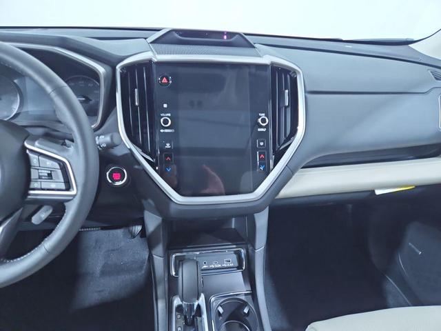 Photo of 2025 Crystal White Pearl Subaru Ascent