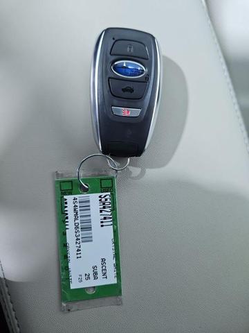 Photo of 2025 Crystal White Pearl Subaru Ascent