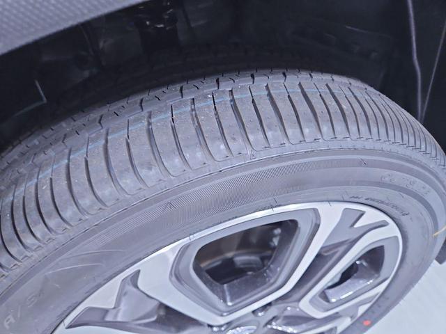 Photo of 2025 Crystal White Pearl Subaru Ascent