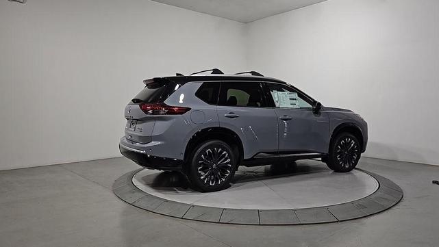 Photo of 2025 Boulder Gray Metallic Nissan Rogue