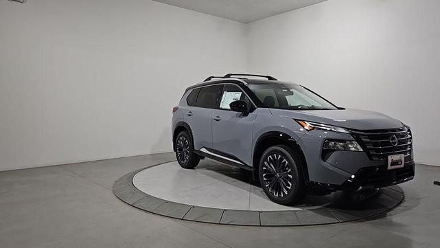 Photo of 2025 Boulder Gray Metallic Nissan Rogue