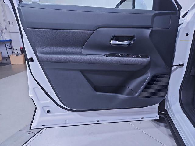 Photo of 2025 Fresh Powder Nissan Kicks