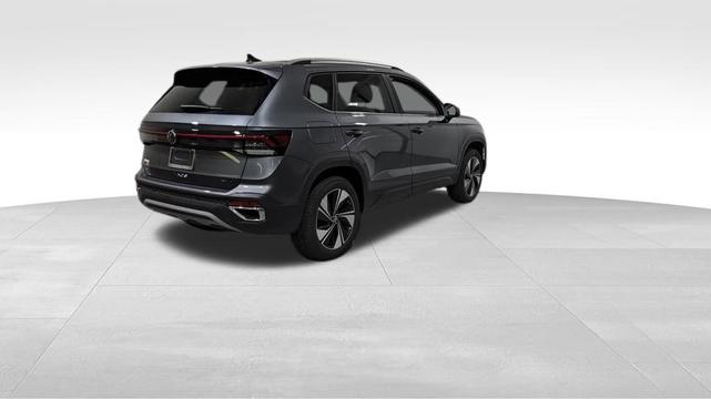 Photo of 2025 Platinum Gray Metallic Volkswagen Taos
