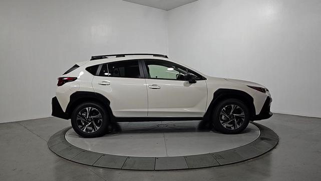 Photo of 2025 Crystal White Pearl Subaru Crosstrek