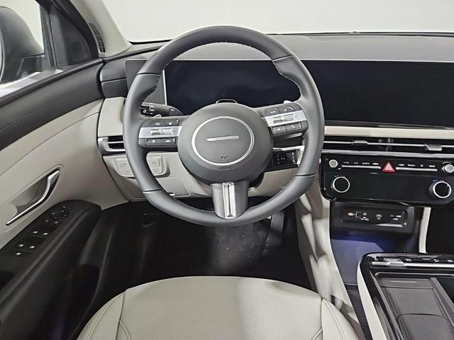 Photo of 2025 Ash Black Hyundai TUCSON Hybrid