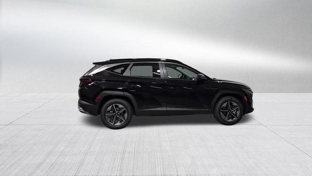 Photo of 2025 Ash Black Hyundai TUCSON Hybrid