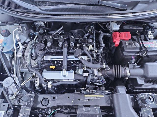 Photo of 2025 Cloud White Nissan Versa